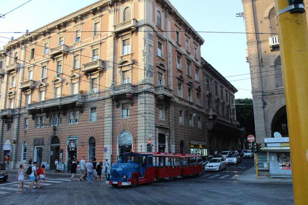 Suite Cagliaritane Notti In Centro Zewnętrze zdjęcie